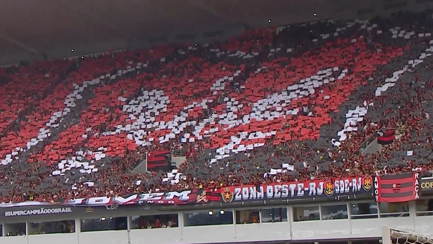 Torcida do Flamengo esgotou o 1° lote de ingressos da torcida visitante em poucas horas.