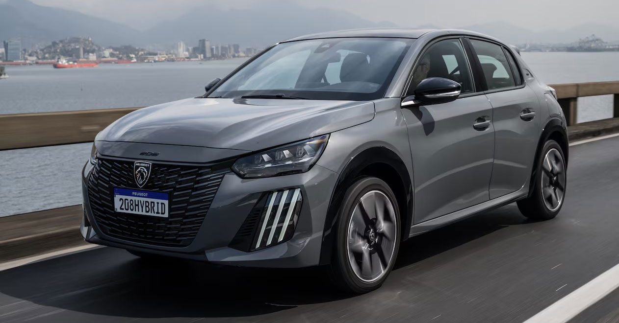 Modelos como Peugeot 208, BYD Dolphin, Renault Sandero, Hyundai Tucson e CAOA Chery Tiggo 7 Sport ajudaram a transformar a percepção dos consumidores sobre suas respectivas marcas no mercado brasileiro.