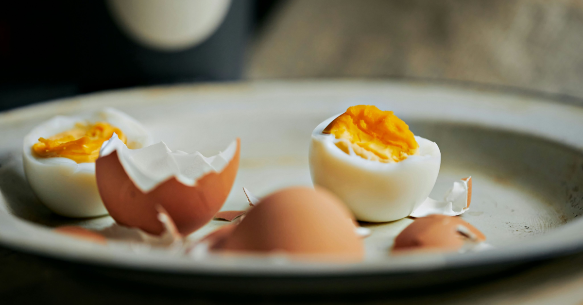 O ovo pode ser aliado de uma alimentação equilibrada e até de estratégias para perda de peso. Mas afinal, quantos ovos podem ser consumidos por dia?