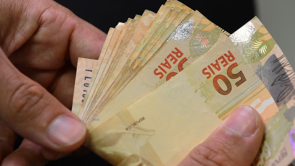 Saiba qual é o 5° dia útil de setembro e as regras da CLT sobre pagamento de salários. Entenda como feriados podem interferir na contagem.