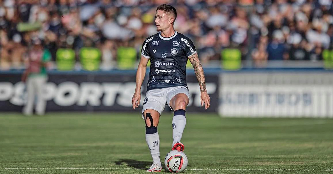 Lateral teve passagem pelo Remo em 2022