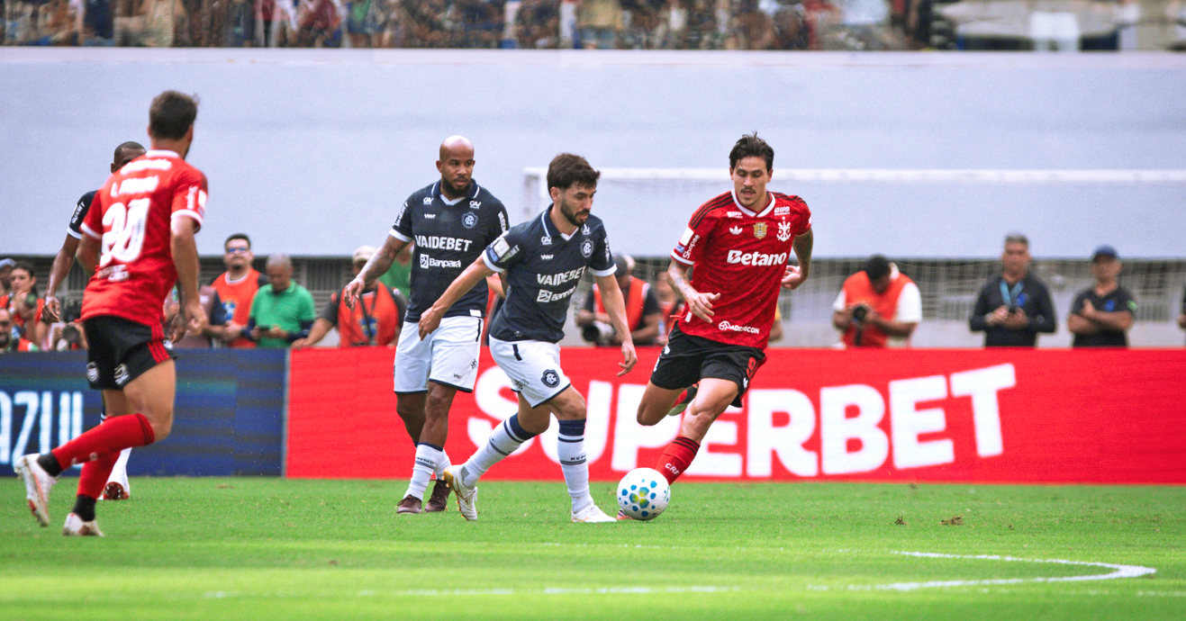 Gabriel Taliari teve duas chances para marcar, mas falhou e comprometeu a proposta de Condé