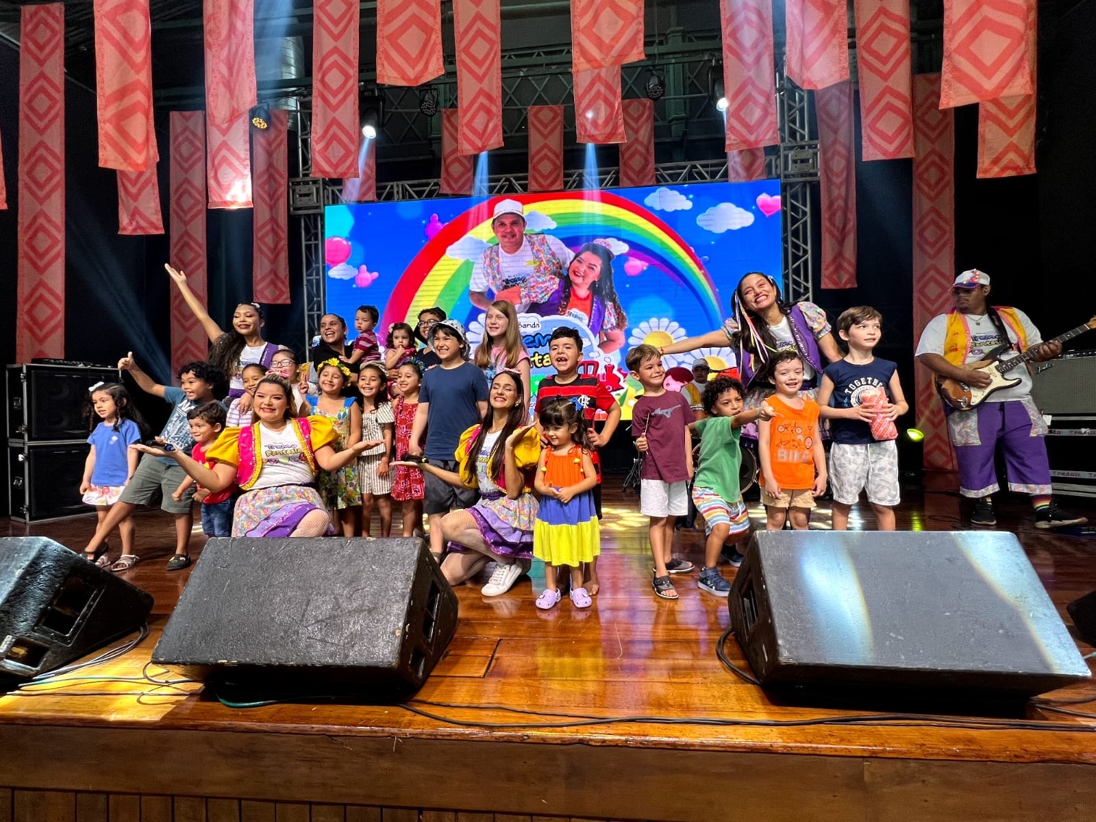 Trem da Fantasia realiza show na Feira do Artesanato do Círio (FAC), às 20h, no Parque Urbano Porto Futuro, em Belém.
