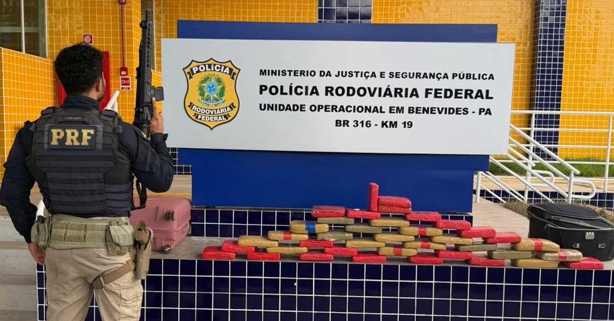 Durante a fiscalização, uma das passageiras chamou a atenção dos policiais pelo comportamento considerado nervoso