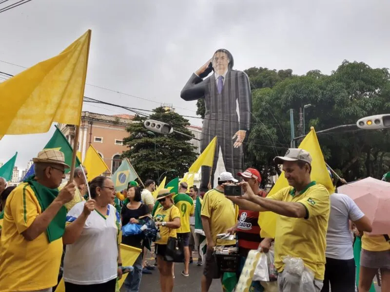 Imagem ilustrativa da notícia: Imagens da manifestação  pró-governo em Belém