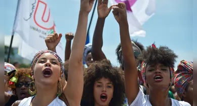 Imagem ilustrativa da notícia: 8M: mais representação feminina, menos misoginia na política