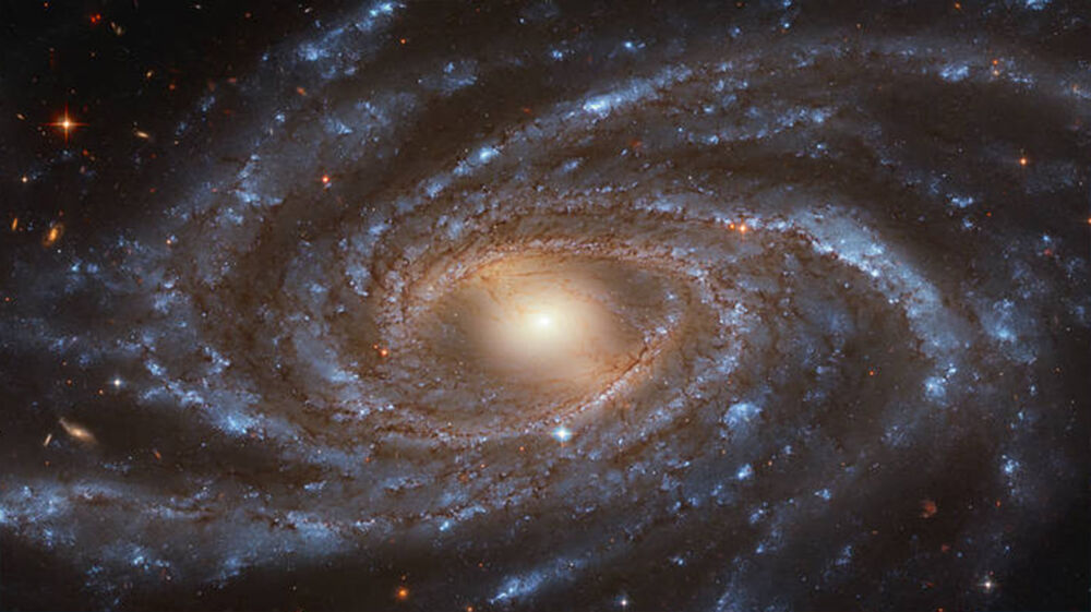 Imagem ilustrativa da notícia: Veja a 1ª imagem do buraco negro no centro da galáxia