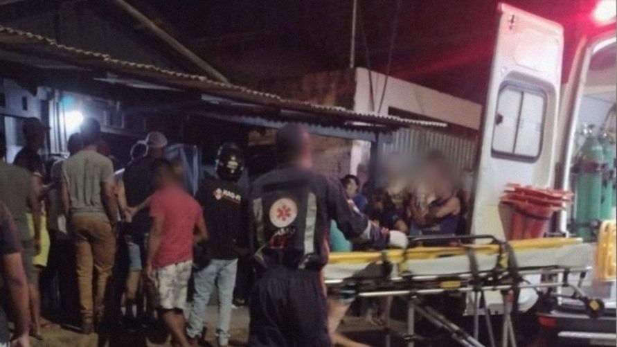 Vanessa da Silva foi socorrida e levada para Hospital o Municipal de Parauapebas
