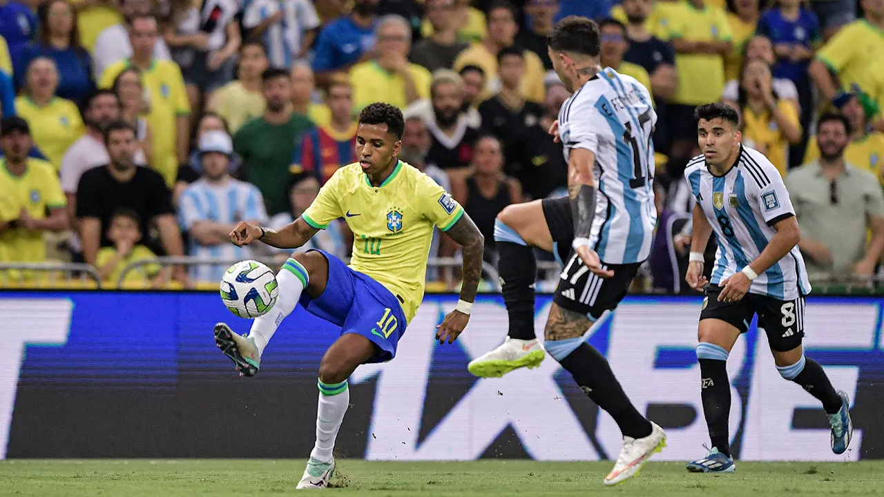 Imagem ilustrativa da notícia: Tá ruim! Seleção Brasileira despenca no ranking da FIFA