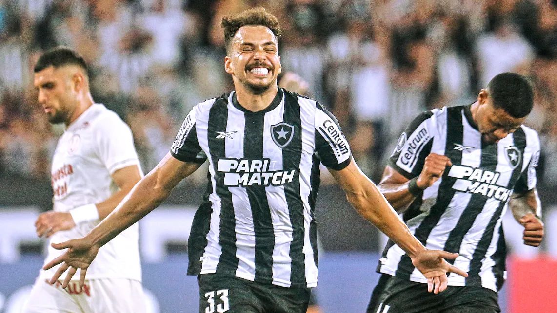 Imagem ilustrativa da notícia: Botafogo bate Universitario e vê esperança mesmo na lanterna