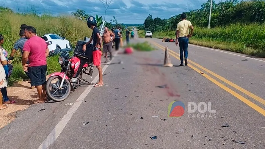 Imagem ilustrativa da notícia: Vídeo: colisão entre carro e moto resulta em morte na BR-230