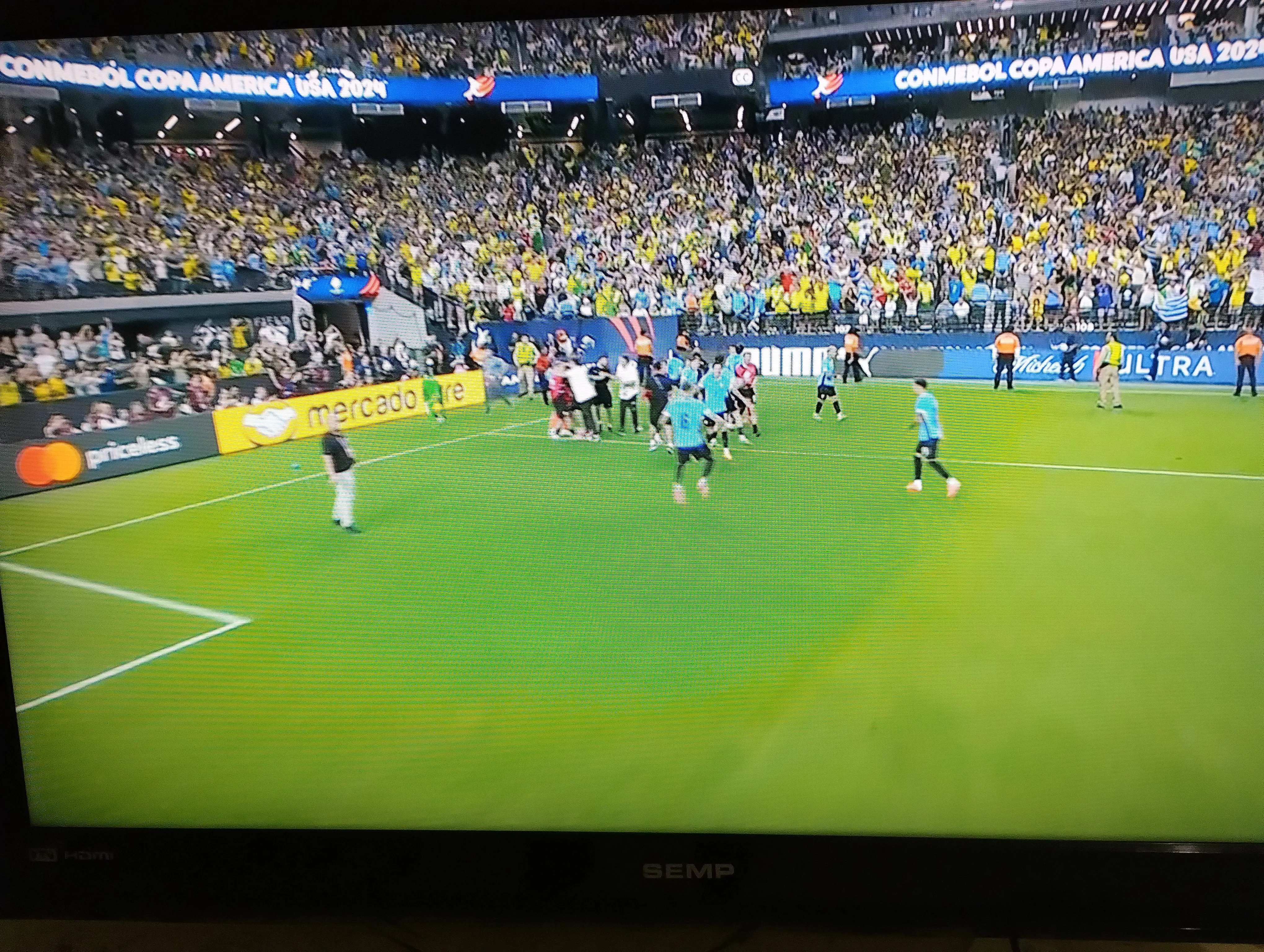Imagem ilustrativa da notícia: Brasil perde nos pênaltis e está fora da Copa América