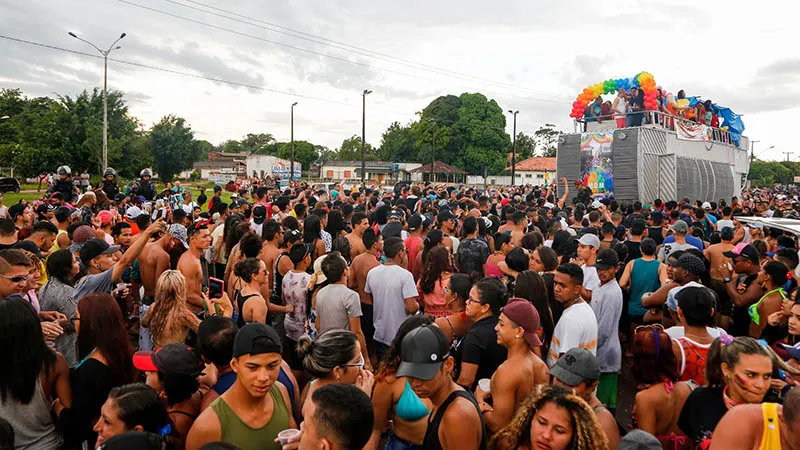 Imagem ilustrativa da notícia: Mosqueiro : 17ª Parada LGBT+ anima no último domingo de julho