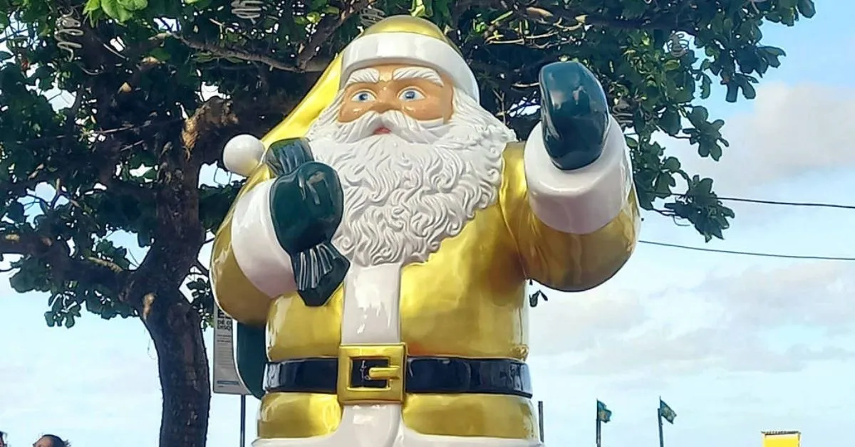 Imagem ilustrativa da notícia: Balneário Camboriú veste Papai Noel de verde e amarelo