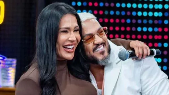 Imagem ilustrativa da notícia: Gracyanne faz revelação após encontrar Belo no Domingão