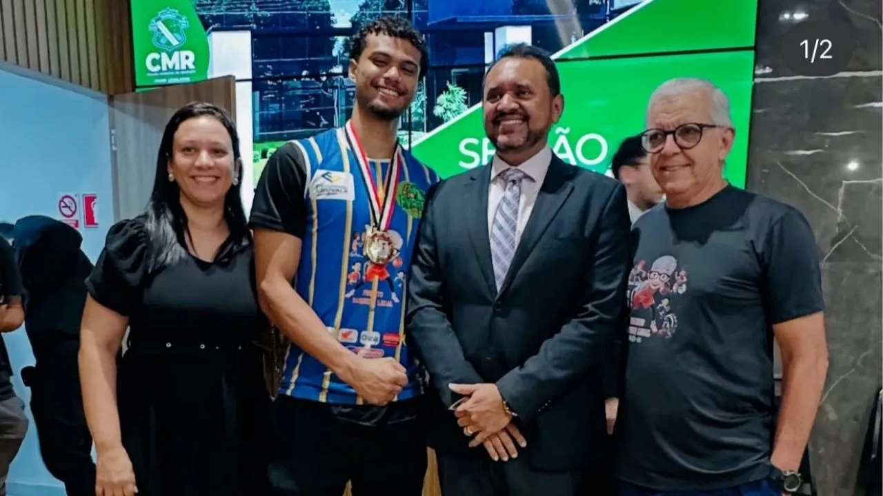 Imagem ilustrativa da notícia: Atleta de Redenção recebe homenagem na Câmara Municipal