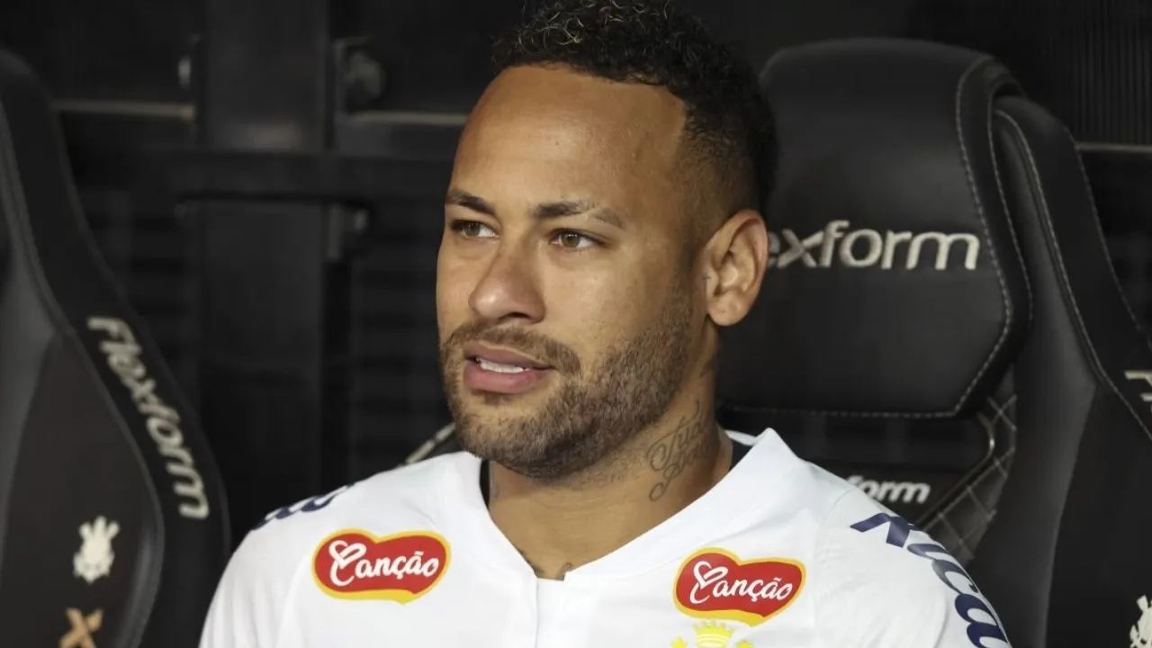 Imagem ilustrativa da notícia: Veja: Esposa de amigo de Neymar curte crítica ao jogador