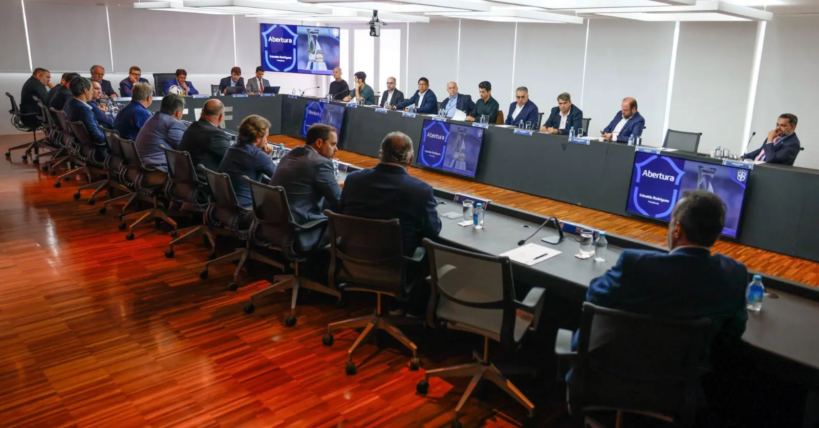 Imagem ilustrativa da notícia: CBF reúne Conselho Técnico da Série B e anuncia novidades