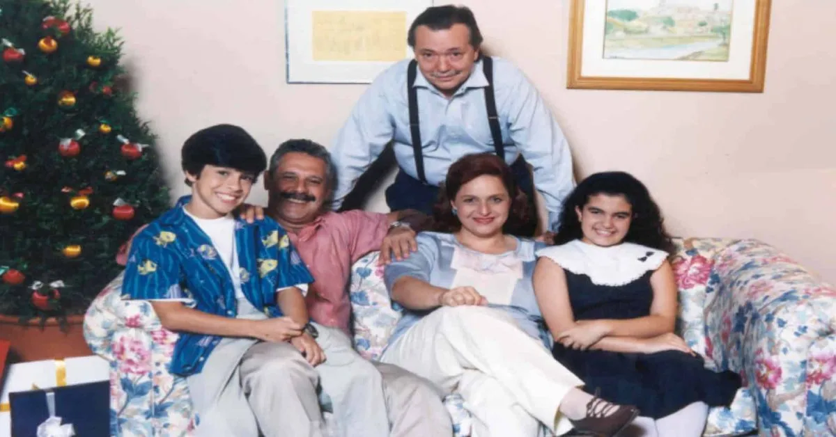 Imagem ilustrativa da notícia: Veja como está o elenco do seriado "Mundo da Lua" 32 anos depois!