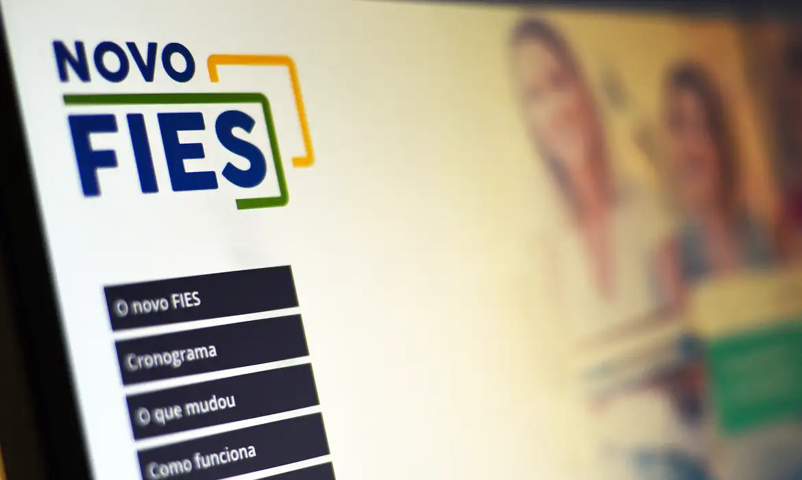 Imagem ilustrativa da notícia: Caixa amplia prazo para alteração em contrato do Novo Fies