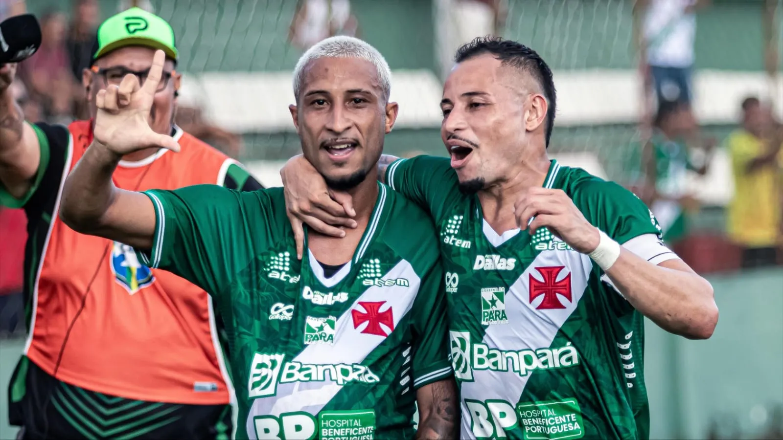 Imagem ilustrativa da notícia: Tuna detona o GAS no Souza e segue na vice-liderança da Série D