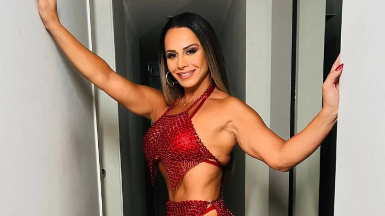 Imagem ilustrativa da notícia: Viviane Araújo faz 4ª cirurgia para tratar hérnia umbilical