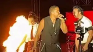 Imagem ilustrativa da notícia: Vídeo: bailarina é atingida por fogo durante apresentação