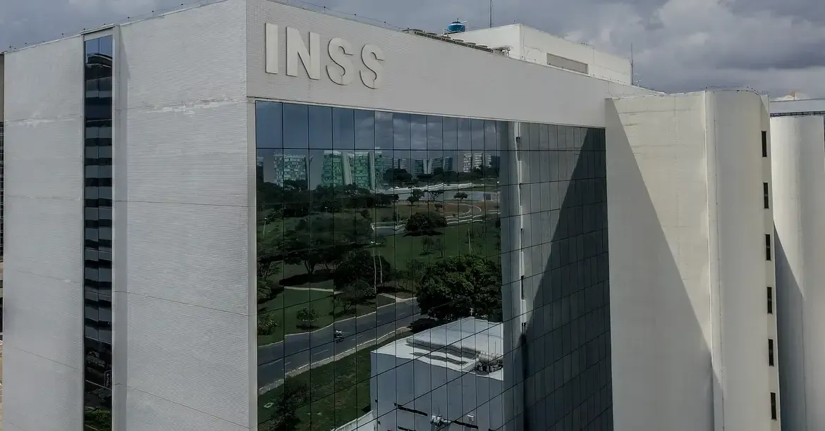 Imagem ilustrativa da notícia: INSS devolverá valores descontados até 31 de dezembro