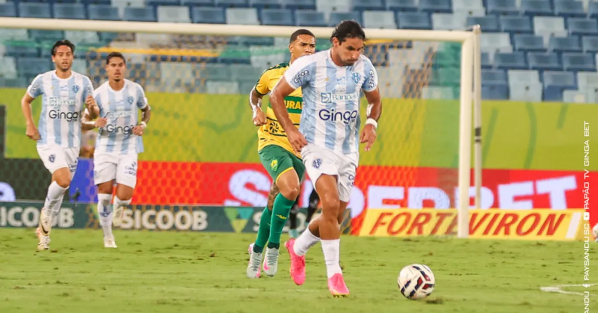Imagem ilustrativa da notícia: Paysandu vira "saco de pancadas" na Série B após nova derrota
