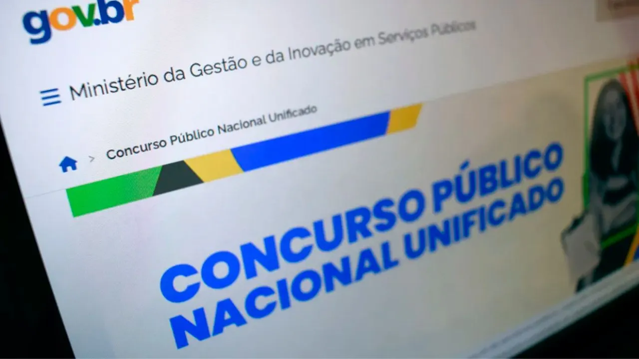 Imagem ilustrativa da notícia: Veja: Publicada autorização de 2.021 vagas para o CNU 2025