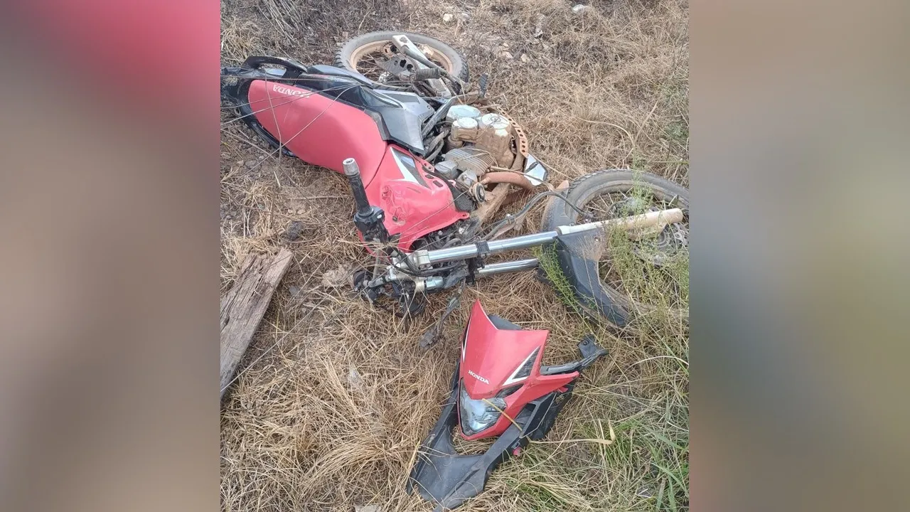Imagem ilustrativa da notícia: Motociclista morre ao colidir com cerca em estrada no Pará