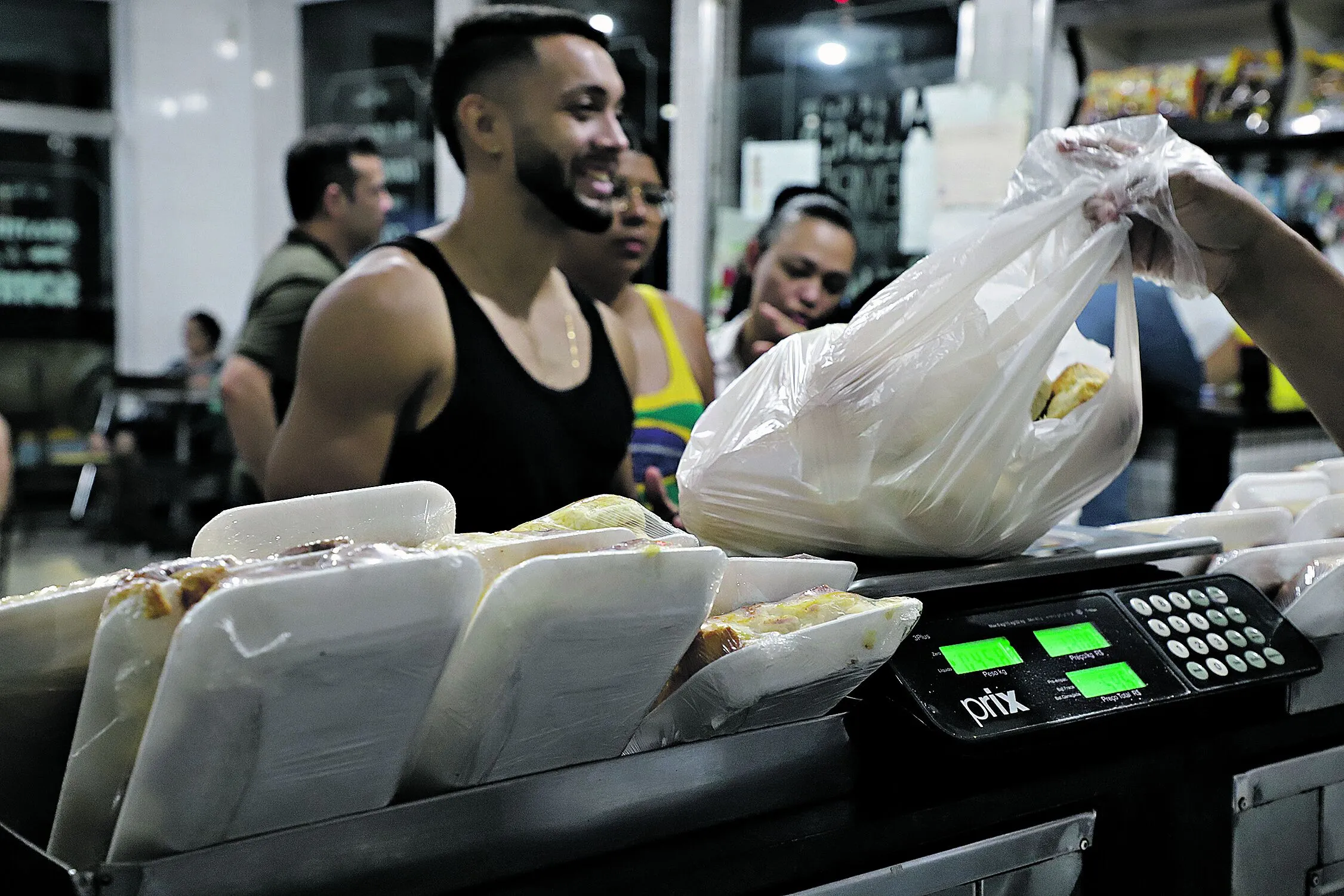 Imagem ilustrativa da notícia: Pão careca fica mais caro e pesa no orçamento do consumidor