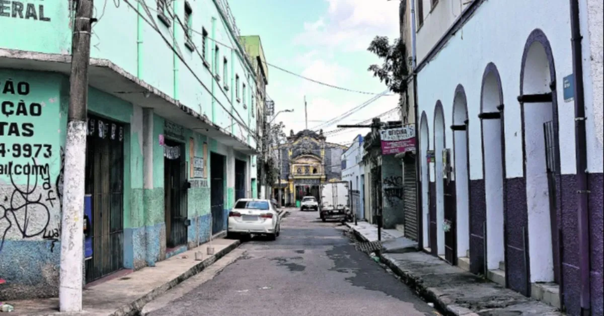 Imagem ilustrativa da notícia: Vias “escondidas” também têm histórias para contar