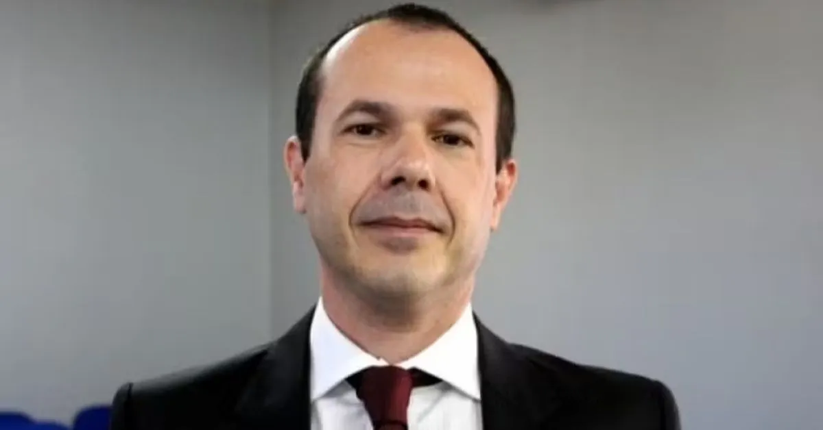 Imagem ilustrativa da notícia: Afastado, juiz levou 750 mil em sentença e pagou religioso