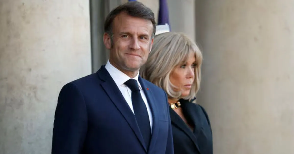 Imagem ilustrativa da notícia: Veja o que Macron e a esposa falaram após polêmico tapa no rosto