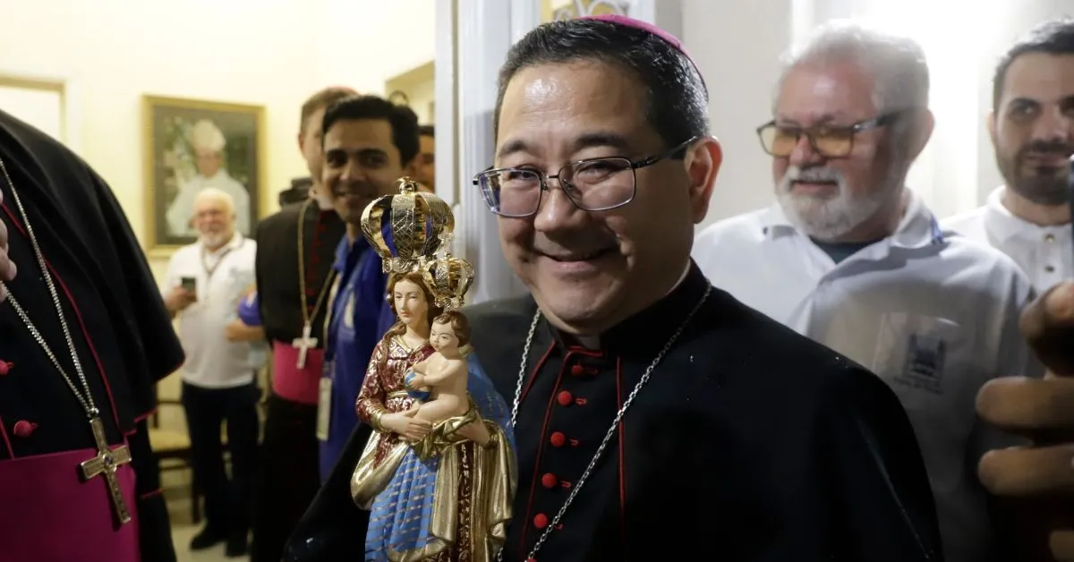 Imagem ilustrativa da notícia: Missa solene marca início do ministério de Dom Julio em Belém