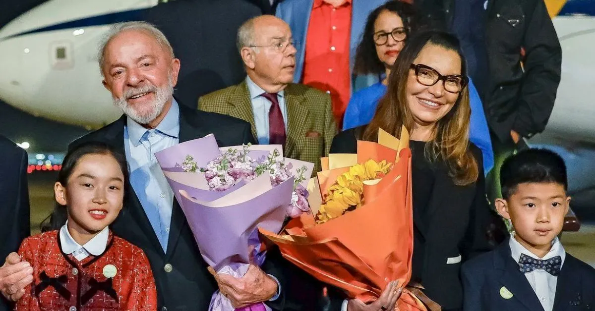 Imagem ilustrativa da notícia: Lula se reúne com empresários em viagem a Pequim