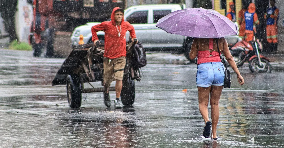 Imagem ilustrativa da notícia: Prefeitura alerta para chuvas fortes e alta da maré nos próximos dias