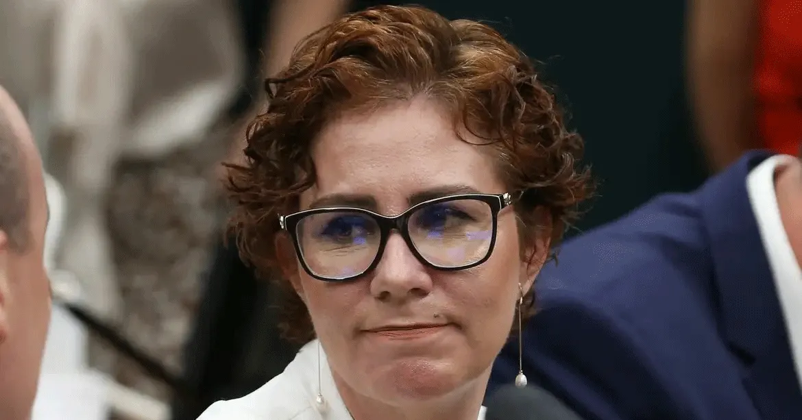 Imagem ilustrativa da notícia: STF julga Carla Zambelli e hacker por invasão aos sistemas do CNJ