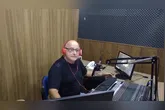 Jornalista Gilson Dias Farias encontra-se entubado no Hospital Hapvida, em Belém, necessitando de transfusões sanguíneas.