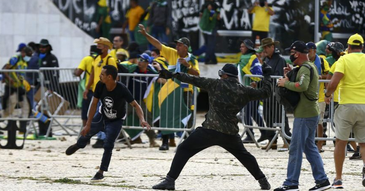 Imagem ilustrativa da notícia: STF barra estratégia para livrar Ramagem de acusação
