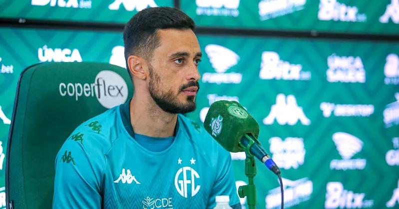 Imagem ilustrativa da notícia: Anderson Leite acerta saída do Guarani e fica perto do Paysandu