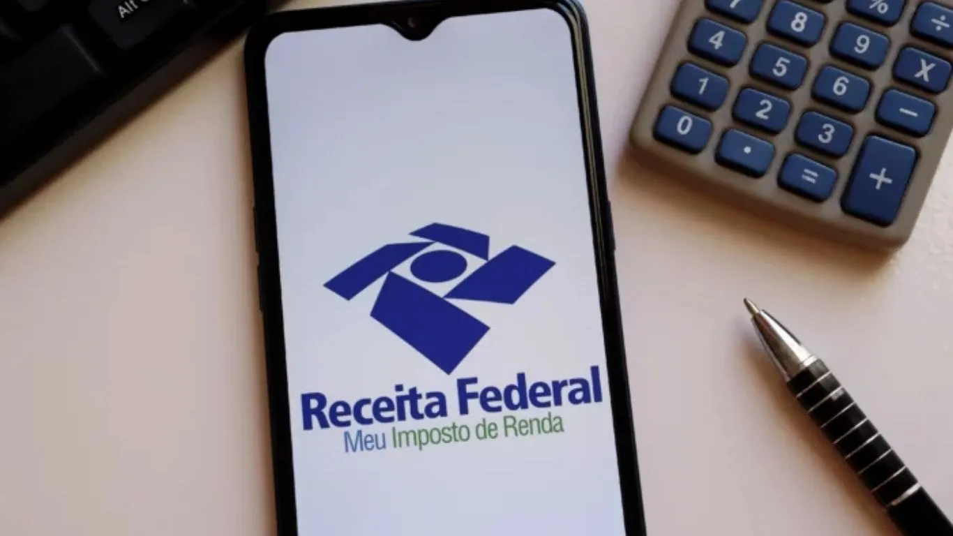 Imagem ilustrativa da notícia: Receita libera consulta do 3º lote da restituição do IR 2025