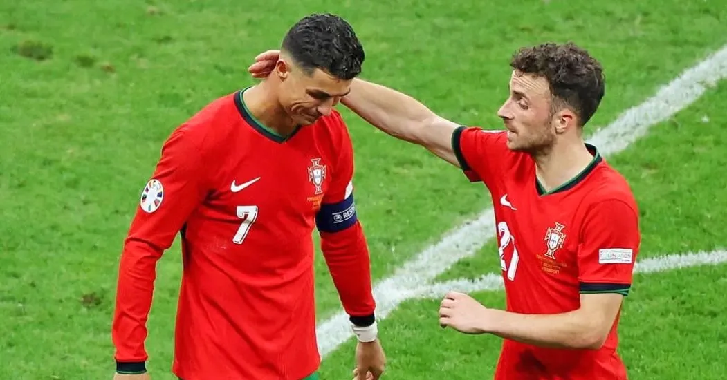 Imagem ilustrativa da notícia: Cristiano Ronaldo se despede de Diogo Jota: "estávamos juntos"