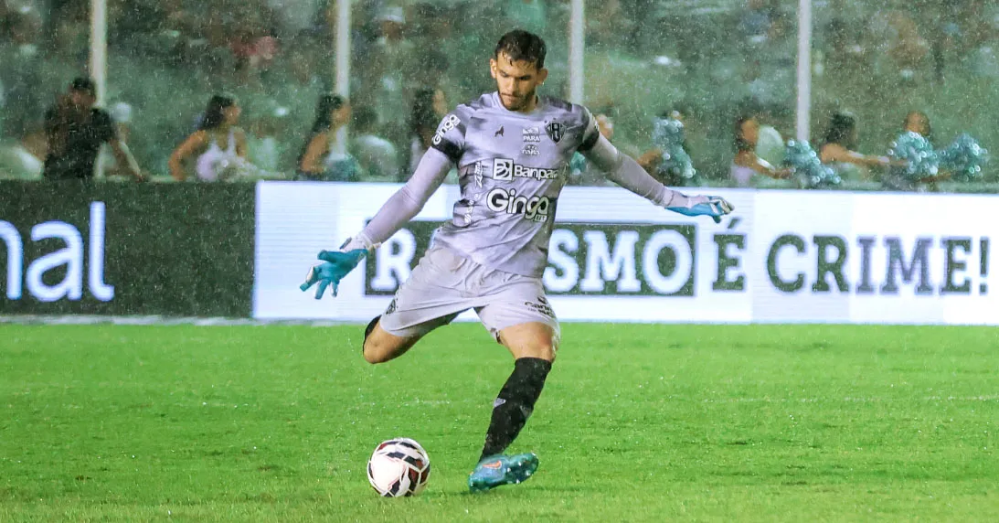 Imagem ilustrativa da notícia: Gabriel Mesquita agarra chance e ganha moral no Paysandu