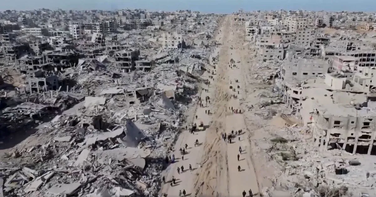 Imagem ilustrativa da notícia: Israel abre fogo perto de centro de ajuda em Gaza, e hospital fala em 32 mortos