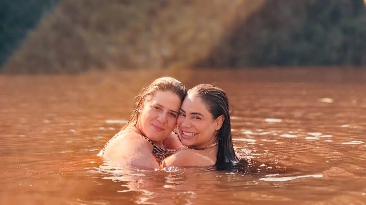Imagem ilustrativa da notícia: Lexa e Tati Machado buscam conforto no coração da Amazônia