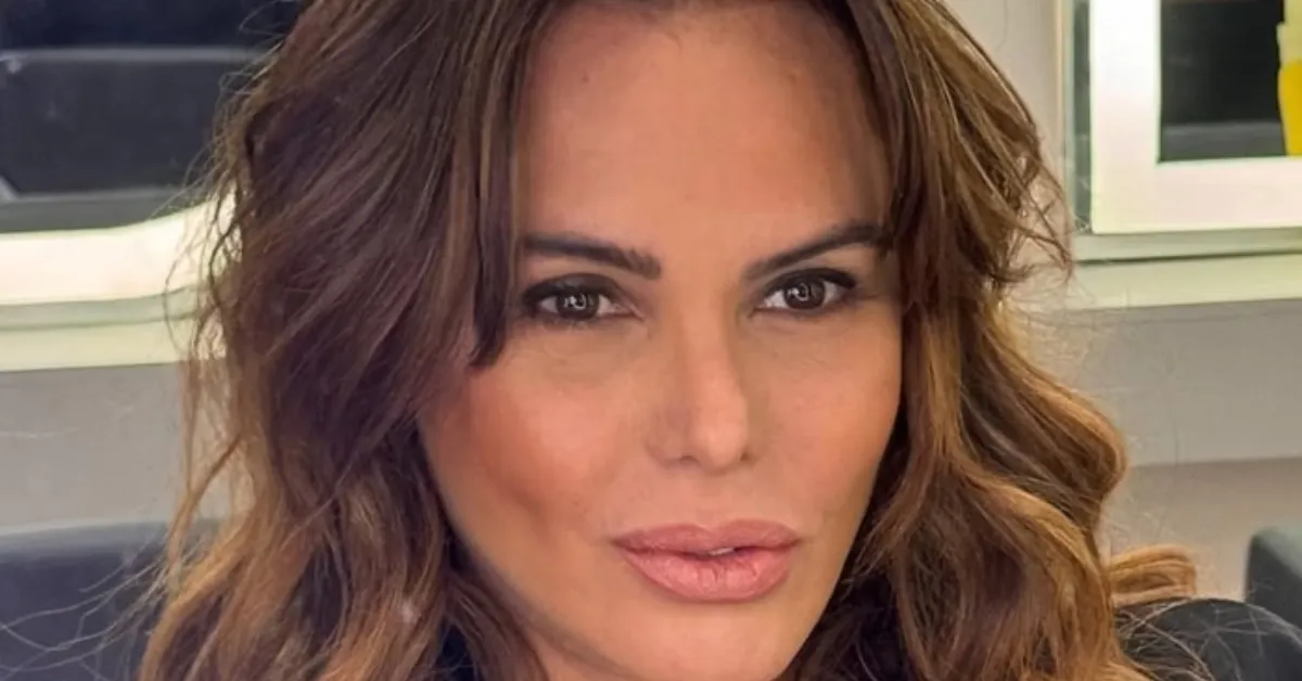 Imagem ilustrativa da notícia: Ex-modelo Cristina Mortágua é internada após surto psicótico 