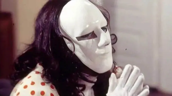 Imagem ilustrativa da notícia: Mascarado de A Viagem revela "incorporação" nas gravações