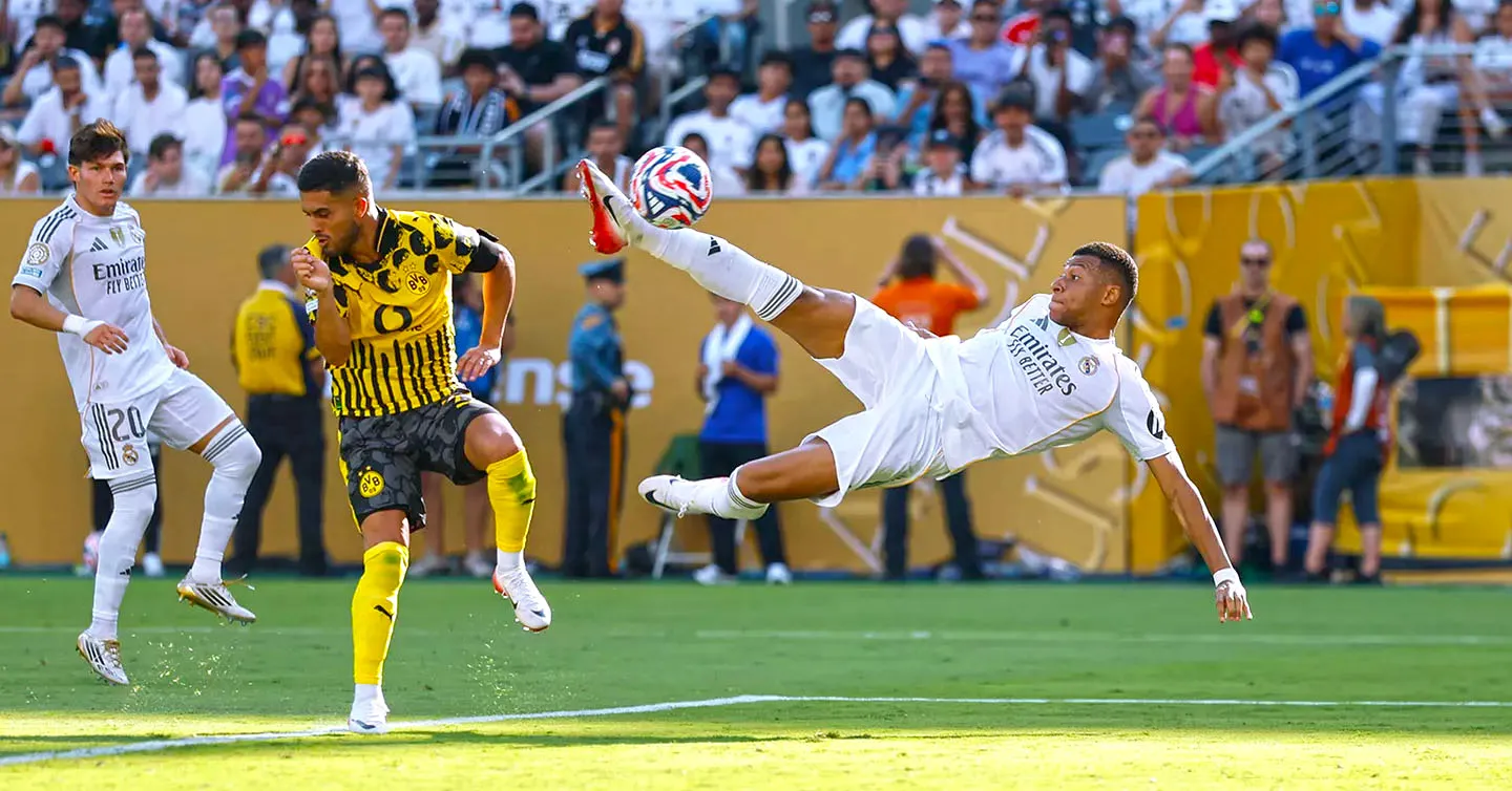 Imagem ilustrativa da notícia: Mbappé reencontra o PSG por vaga na decisão da Copa de Clube